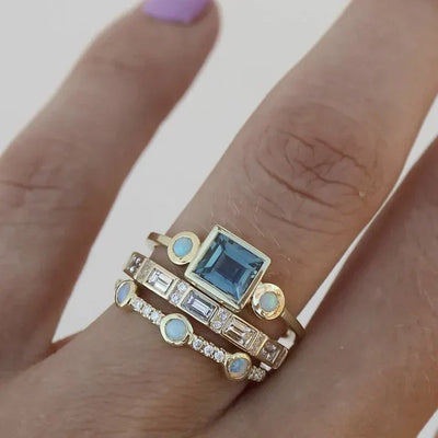 Conjunto de anillos vintage en zirconio azul