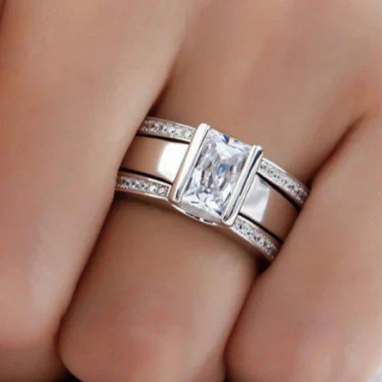 Anillo vintage en cristal plateado